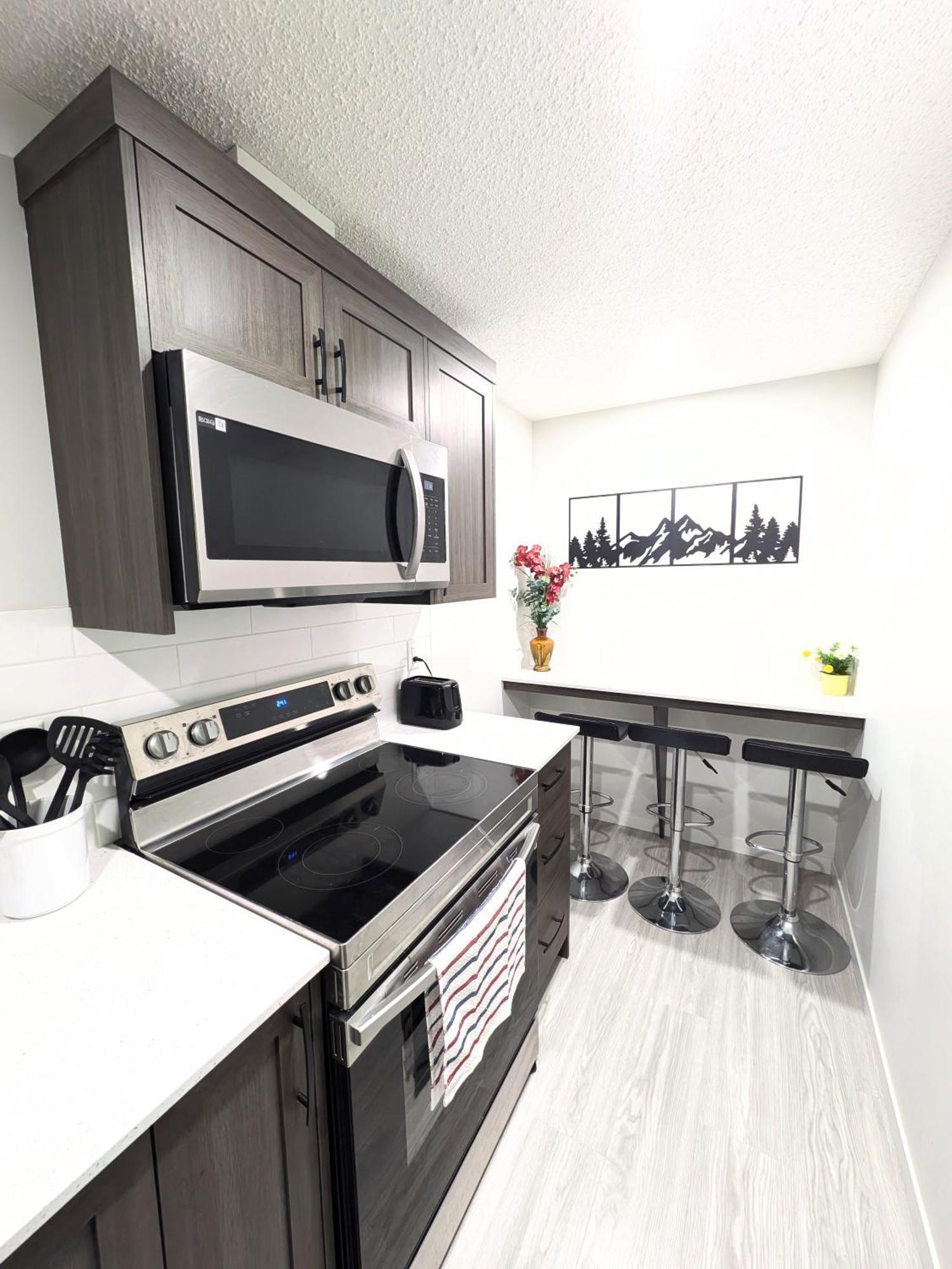 Glacier Ridge 1 Bedroom Haven Apartment Calgary