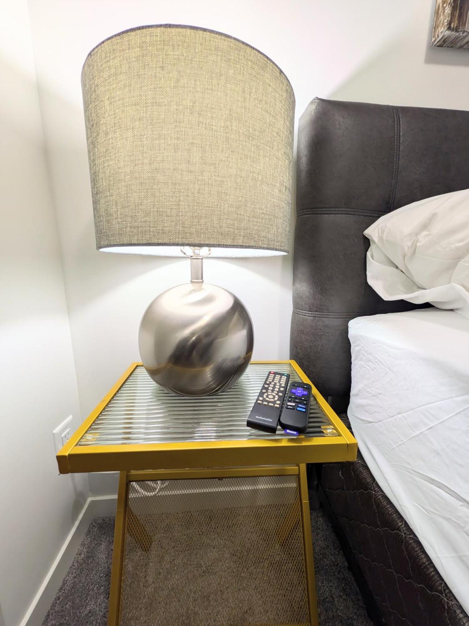Glacier Ridge 1 Bedroom Haven Apartment *